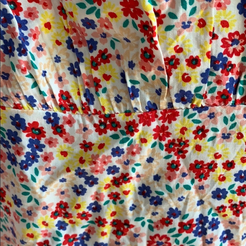 Floral top - Picture 5 of 7